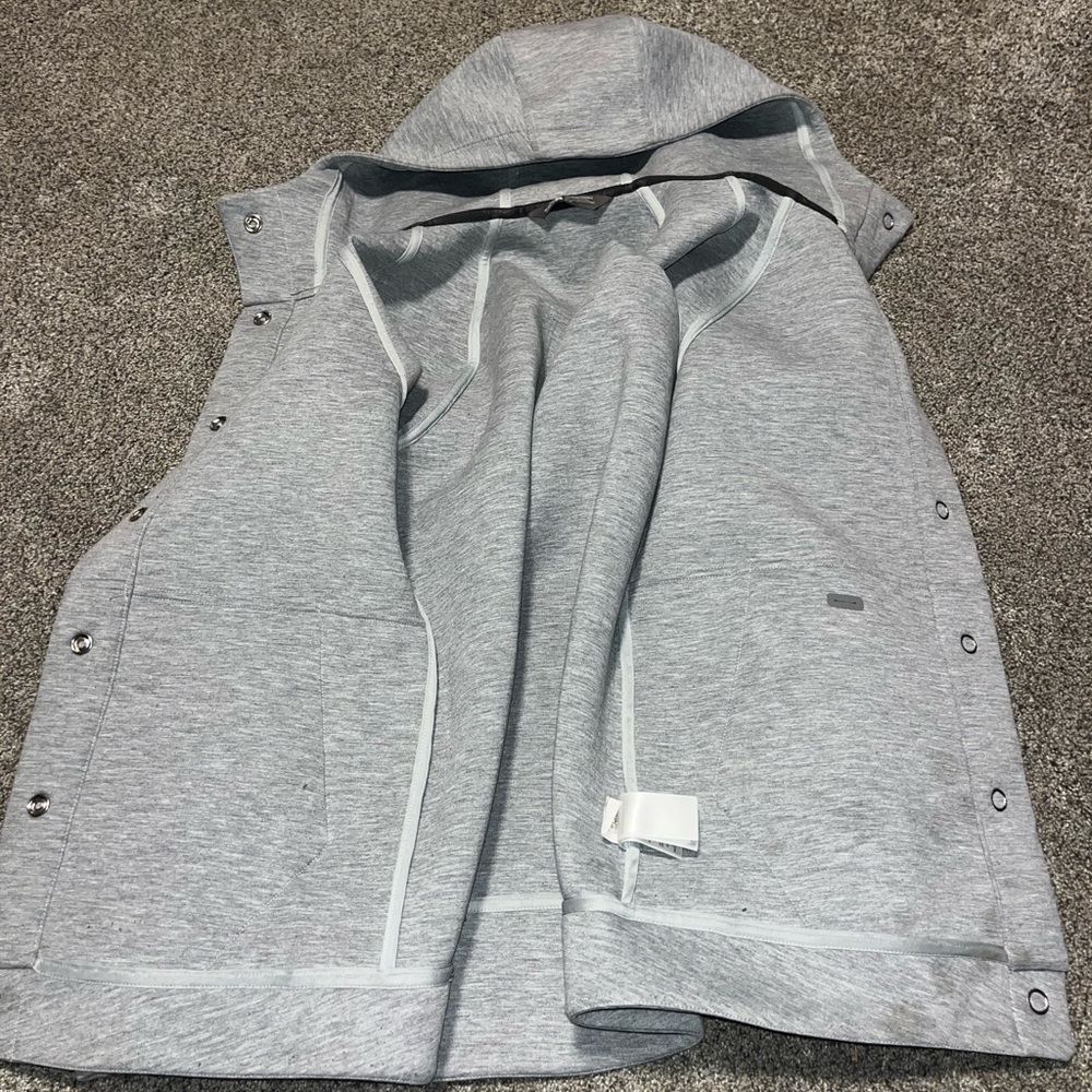 Women’s Medium North Face Softshell Gray Button U… - image 3